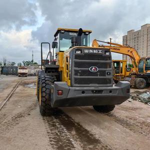 Venta caliente SDLG 958L Cargador de ruedas de segunda mano con motor amarillo Ventas directas de fábrica Componentes de núcleo de carga nominal de 3 toneladas incluidos - Product Image 3