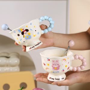 2025 mignon en forme d'oeuf en céramique <span class=keywords><strong>tasse</strong></span> à café en gros porcelaine maison <span class=keywords><strong>tasse</strong></span> à boire cadeaux d'affaires pour les filles dortoir bureau - Product Image 1