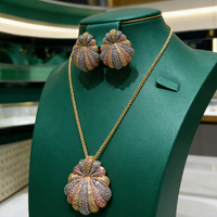 D082D Nouveaux ensembles de bijoux de luxe brillants et de haute qualité pour femmes, collier et boucles d'oreilles en zircon et cristal, pour mariages et soirées à Dubaï