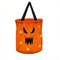 Seau à bonbons d'Halloween en forme de citrouille avec lumière LED, sac lumineux orange avec poignée, décoration d'Halloween pour la collecte de bonbons