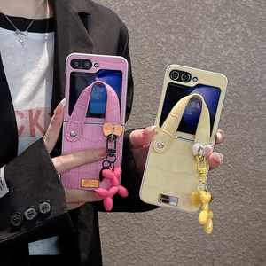 เคสหนังจระเข้สายรัดจับสุดหรูสำหรับ <span class=keywords><strong>Samsung</strong></span> Galaxy Z <span class=keywords><strong>flip</strong></span> 7 6 4 5 <span class=keywords><strong>3</strong></span>-เสน่ห์ของลูกสุนัขสำหรับมือถือ - Product Image 2