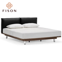 Lit double italien noir avec cadre en bois massif et revêtement en cuir véritable, style nordique moderne, pour chambre à coucher, disponible en tailles Queen et King