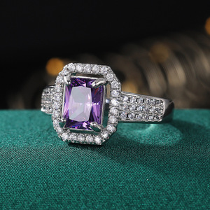 Anello a Doppio Strato con Forma Quadrata Elegante Anello da Dito per Donne - Product Image 3