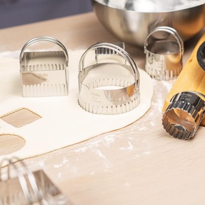 Herramientas profesionales para hornear masa, juego <span class=keywords><strong>de</strong></span> <span class=keywords><strong>5</strong></span> piezas, molde redondo, círculo, pastelería, rosquilla, pastel, galleta, juego <span class=keywords><strong>de</strong></span> cortador <span class=keywords><strong>de</strong></span> galletas <span class=keywords><strong>con</strong></span> mango - Product Image 6