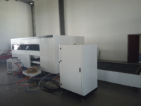 Machine de découpe laser CNC Hoysook 6000W avec plateforme d'échange intégrée