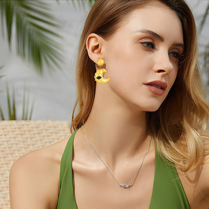 Trendy for Amazon Stainless Steel Crescent Moon <strong>Crab</strong> Design Geometric Pendant Party <strong>Jewelry</strong> Gold Plated Fashion Dangle Earrings - Product Image 3