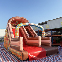 Équipement de terrain de jeu gonflable personnalisé en PVC de grande taille pour intérieur/extérieur, parc de rebond gonflable urbain unisexe avec toboggan et souffleur pour le plaisir