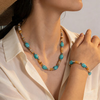 Ensemble collier et bracelet bohème tendance en acier inoxydable avec perles en pierre naturelle multicolores, design haut de gamme pour mariage, fête ou cadeau