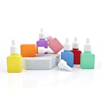 Botol minyak esensial kosmetik botol Mini kaca Macaron kosong 15ml botol sekrup persegi datar untuk minyak rambut