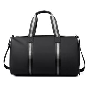 Wholesale Custom Large Capacity Portable Luggage <b>Bag</b> Waterproof PU <b>Leather</b> Gym <b>Duffle</b> Weekender Travel Sports <b>Bag</b> Zipper - Product Image 1