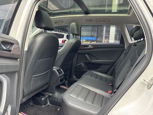 רכב משומש 2022 פולקסווגן ת'ארו 280TSI הנעה קדמית גרסת יוקרה רכב שטח קומפקטי גרמני הגה שמאלי - Product Image 5
