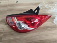 Feu arrière 26550-1JY0A 26555-1JY0A pour Nissan Tiida 2008