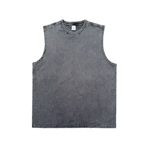 Améliorez vos bases avec ce gilet pour hommes en pur coton lavé, tissu pré-rétréci pour un confort durable et un entretien facile - Product Image 1