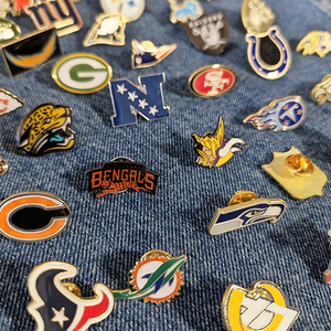 Football-Liga-Abzeichen Brosche N FL Miami Dolphins Arizona Cardinals Seattle Galvanisierter Epoxy-Pin - Product Image 3