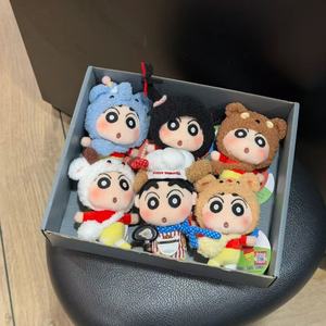 Pendentif Crayon Shin Chan de 13,5 cm, poupée en peluche super douce, porte-clés pour voiture, accessoire de sac mignon en coton PP - Product Image 2