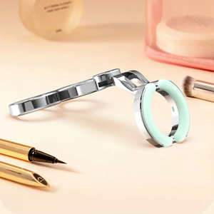 Strumenti di Qualità per l'Applicazione di Lenti a Contatto, Compatti, Portatili, Morbidi e Confortevoli, Accessori Facili da Indossare Incluso Piegaciglia - Product Image 4