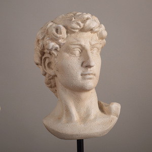 Sculptures de portraits rétro européennes en résine, lot de 3, pour décoration artistique de table et de maison - Product Image 3