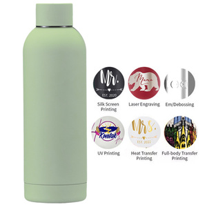 زجاجات مياه رياضية من الفولاذ المقاوم للصدأ بفم صغير وسعات 350 مل، 500 مل، 750 مل، معزولة بالتفريغ الهوائي بجدار مزدوج وشعار مخصص - Product Image 3