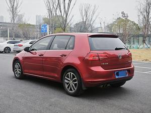 Volkswagen Golf 230TSI Automatique Luxe Icône 2016 – Berline Compacte Turbo & Toit Ouvrant, Bien Équipée & Amusante - Product Image 4