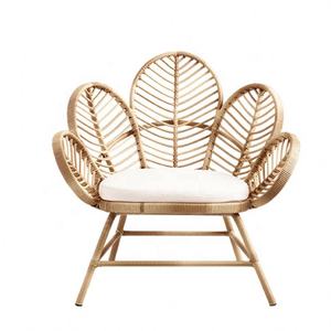 उच्च गुणवत्ता नॉर्डिक शैली फूल आकार स्टील फ्रेम कोच के साथ इनडोर प्लास्टिक रतन विकर लाउंज कुर्सी तकिया - Product Image 4