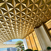 Système de plafond en grille revêtue de poudre d'aluminium, dalles de plafond à cellules ouvertes pour usage intérieur dans les centres commerciaux et les aéroports