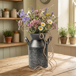 Maceta de Metal Galvanizado Rústica y Ecológica con Diseño de Hojas, Estilo Campestre para Arreglos Florales/Plantas en Interiores y Exteriores - Product Image 3