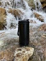 Bouteille d'eau filtrante portable OEM Filtertech P5 en plastique avec mousqueton pour survie, randonnée, camping, escalade et sécurité en extérieur