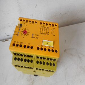 安全リレー V30s 24VDC <span class=keywords><strong>3</strong></span> X セーフ + 1 ディレイ 774790 - Product Image 1