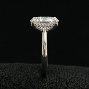 Bague de Mariage en Platine Premium pour Femme, Design Minimaliste Élégant avec Diamant Brillant - Product Image 4