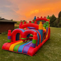 Structure gonflable d'obstacles en blocs de construction, château gonflable commercial, équipement de terrain de jeu pour enfants