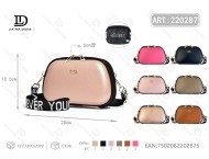 Borsa da donna a mezza luna rigida in microfibra effetto pelle con chiusura a zip, stile moderno, capacità 1-1,9l, manico singolo - Product Image 1