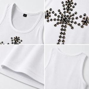 เสื้อกล้ามประดับหมุดแบบสั่งทำพิเศษ ผ้าฝ้าย 95% สแปนเด็กซ์ 5% ทรงเข้ารูป ผ้าริบถัก ตกแต่งหมุดโลหะ ไม่มีแขน ผู้ผลิตแบบ OEM ODM - Product Image 3