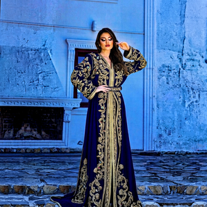Magnifique Caftan Traditionnel Doré Brodé en Crêpe Banane Longueur Ras du Sol pour Femme, Protection Solaire, Coupe Classique - Product Image 1