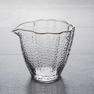 Taza de Vidrio Martillado con Diseño de Flor de Ciruelo, Dispensador de Té de Fondo Grueso, Estilo Oriental, Utensilio Transparente para la Ceremonia del Té - Product Image 3