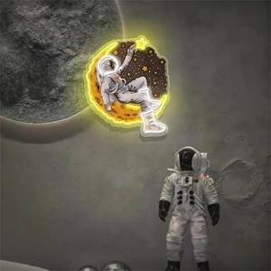 Lámpara de Pared LED de Neón con Diseño de Astronauta en la Luna, Alimentación por USB, Resistente al Agua IPX3, Multicolor, Regulable, para Bares, Centros Comerciales, Tiendas, Bodas, Decoración del Hogar - Product Image 5