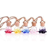 Vide Jolie Voiture Aromathérapie Parfum Cintre Pendentif Parfum Bouteille Aroma Diffuseur