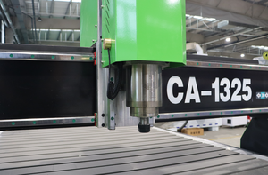 Macchina Automatica per la <span class=keywords><strong>Produzione</strong></span> di <span class=keywords><strong>Ante</strong></span> per Mobili da <span class=keywords><strong>Cucina</strong></span>, Router CNC per la <span class=keywords><strong>Produzione</strong></span> di Mobili - Product Image 5