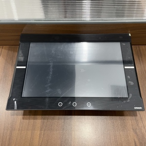 Terminal programmable industriel NA5-15W101B-V1 pour la surveillance des lignes de production - Product Image 1