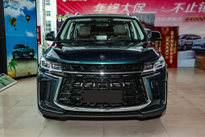 Dongfeng JOYEAR T5 SUV Car Electric/Petrol High-Economic Light Interior Sièges en cuir Boîte de vitesse manuelle New Export - Product Image 5