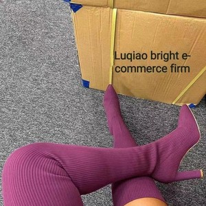 Stivali Sopra il Ginocchio da <span class=keywords><strong>Donna</strong></span> in Maglia a Costine Bianchi, Punta Affusolata, Tacco Grosso, Stivaletti Elasticizzati per Autunno Inverno - Product Image 3