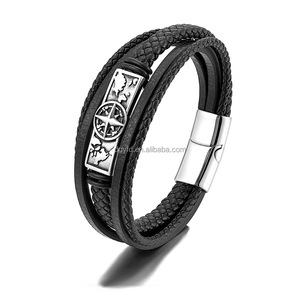 Pulsera <span class=keywords><strong>de</strong></span> Cuero Trenzado Vikingo al por Mayor para Hombre, con Cruz Valknut Personalizada, Brújula, Martillo, Amuleto <span class=keywords><strong>de</strong></span> Acero Inoxidable y Cierre Magnético - Product Image 3