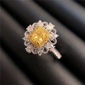 Di modo Classico 1.01ct <span class=keywords><strong>FY</strong></span>/VVS2 Giallo Anello di Diamanti Per Le Donne - Product Image 2