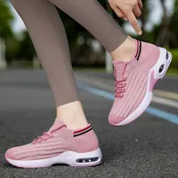 Chaussures en tricot personnalisées OEM pour femmes, respirantes, absorbant les chocs, à enfiler, toutes saisons, légères, avec coussinets, vente en gros, logo d'usine