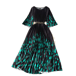 Nuovi abiti estivi <span class=keywords><strong>da</strong></span> donna a fiori stranieri pieghettati lunghi abiti <span class=keywords><strong>da</strong></span> spiaggia stampati in stile formale - Product Image 2