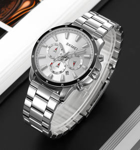 Reloj de Cuarzo de Cuero de Lujo para Hombre de Negocios, MOQ2030, 3BAR, Resistente al Agua, Correa de 22 mm, Alta Calidad - Product Image 3