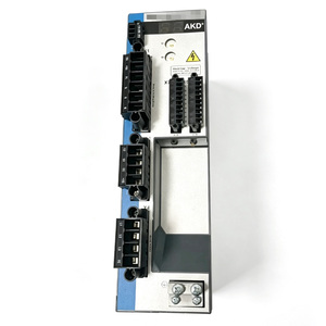 Controlador AKD B01207 NBAN 0000, Unidad de Control de Movimiento Industrial Original - Product Image 1