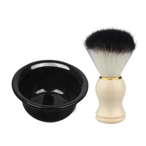 Set de Afeitado: Crema de Afeitar, Espuma, Brocha de Rayón, Jabonera, Soporte para Cuchilla de Afeitar - Product Image 2