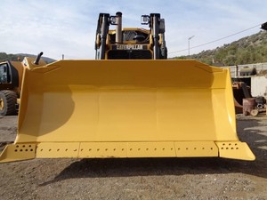 Bulldozer sur chenilles Shantui D9R d'occasion à vendre - Haute efficacité, capacité de bulldozing de 10 m, rayon de braquage court - Product Image 4
