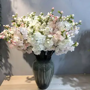 AF15952 venta al por mayor buena Artificial blanco rosa seda Sakura flores rama flor de cerezo tallo para la decoración del hogar de la boda