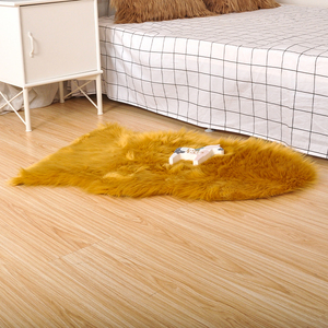 Sofá cama para mascotas de piel sintética personalizado al por mayor con logotipo OEM Base antideslizante y funda lavable extraíble para cojín de colchoneta para dormir de perro - Product Image 1